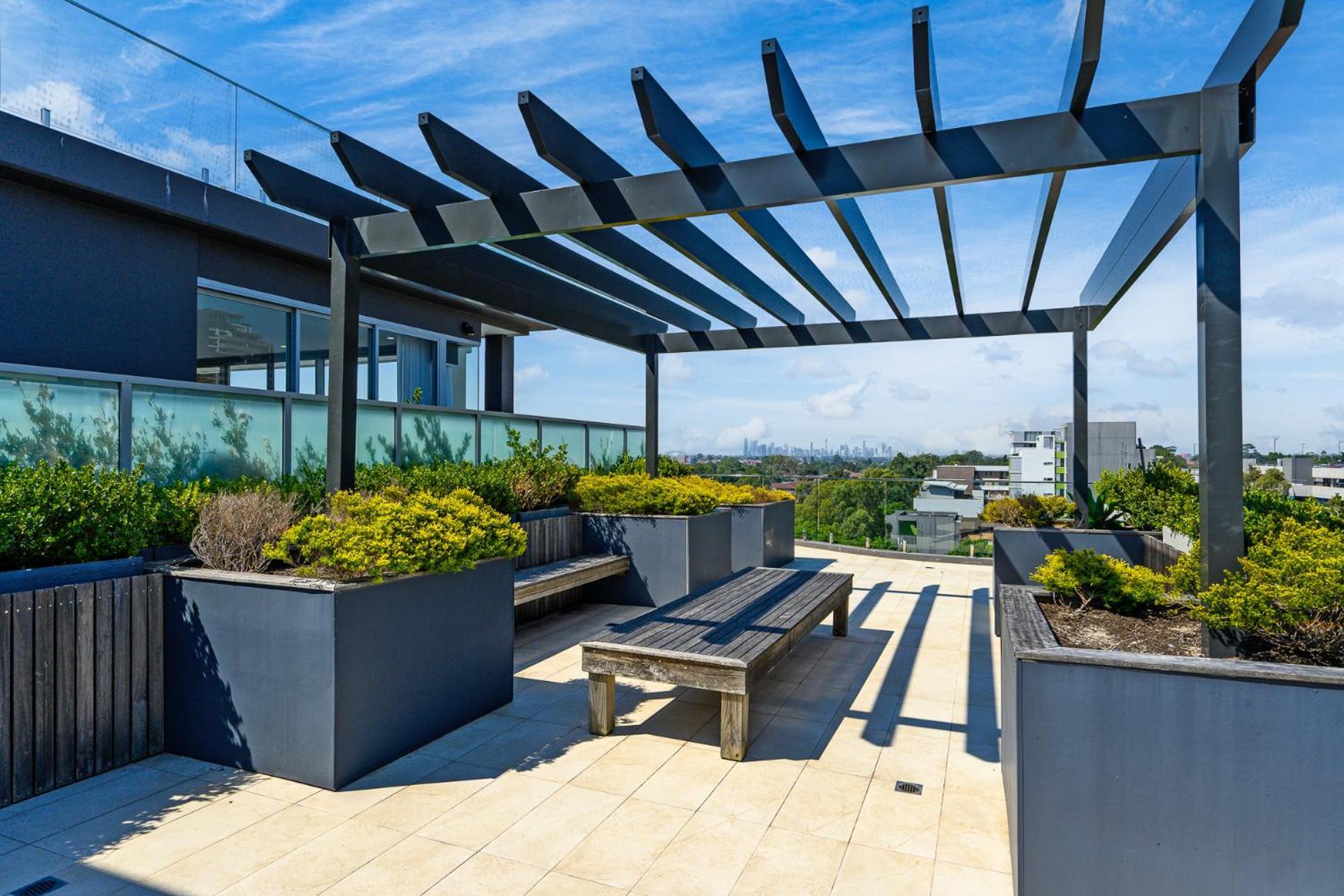 Cozy 3br With Large Balcony For Relaxation Apartment