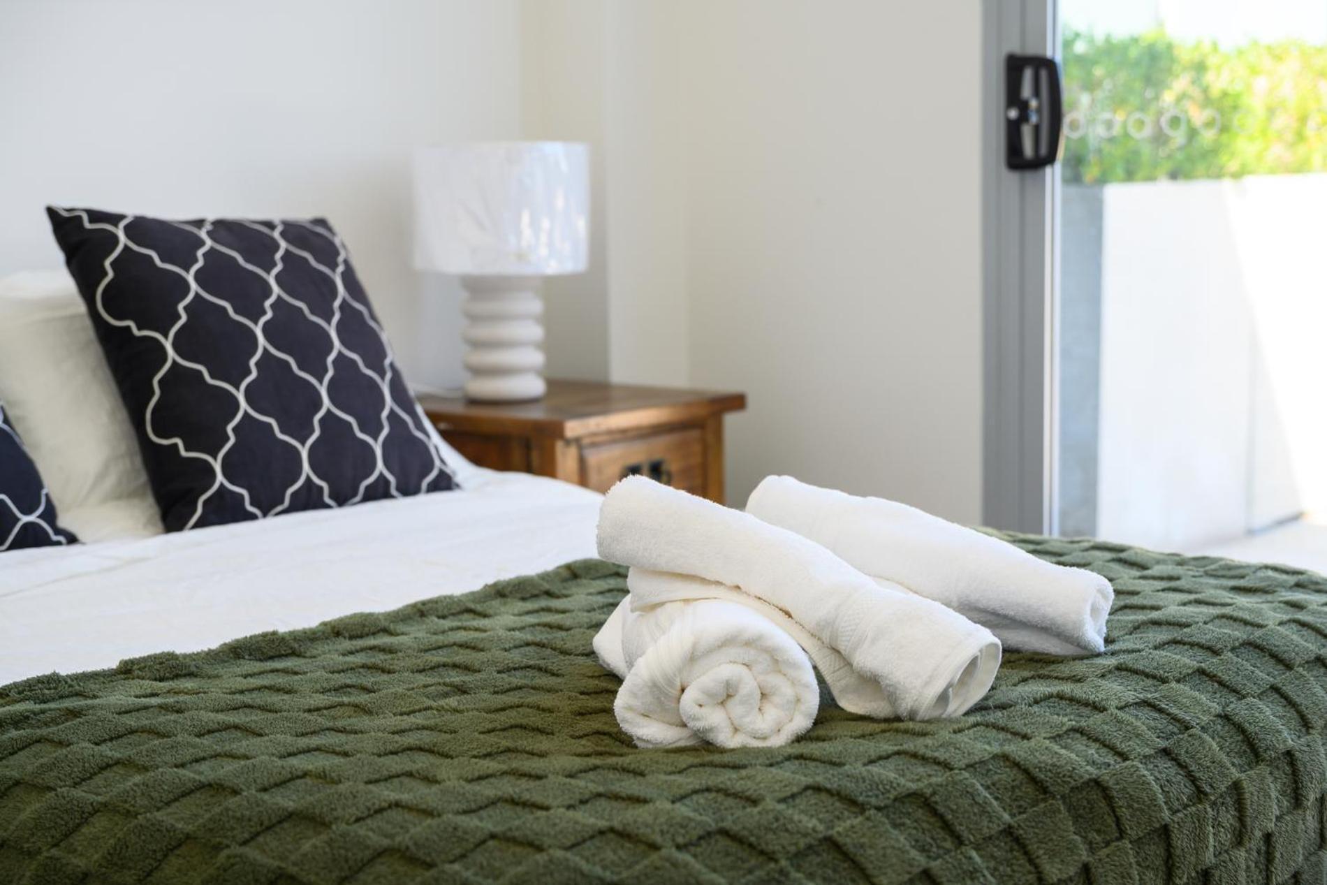 Cozy 3br With Large Balcony For Relaxation Sydney